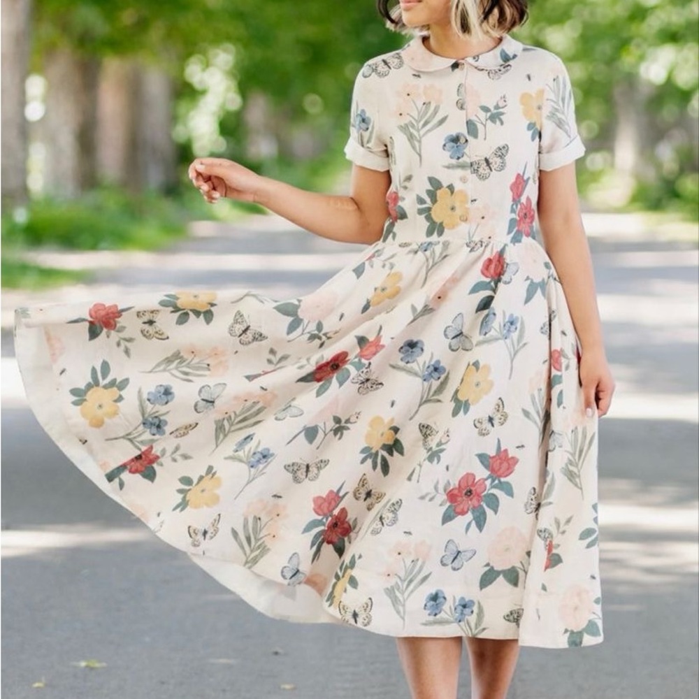 Sondeflor Floral Classic Day Dress Short Sleeve